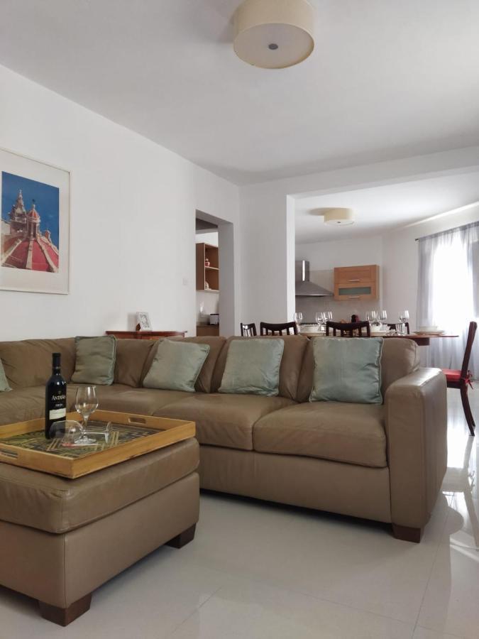 Centrally Located Bugibba Apartment - Seaside Comfort St. Paul's Bay Exterior foto